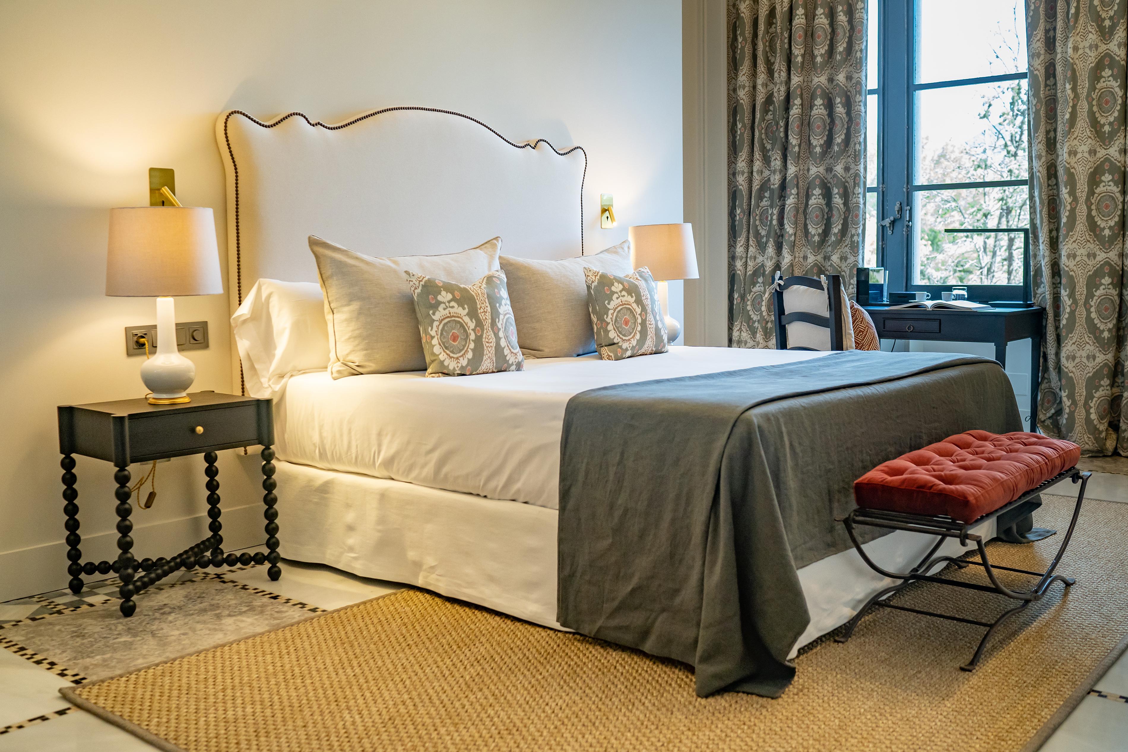 Soho Boutique Castillo De Santa Catalina - Adults Recommended มาลากา ภายนอก รูปภาพ A bedroom at Hotel Casa 1800