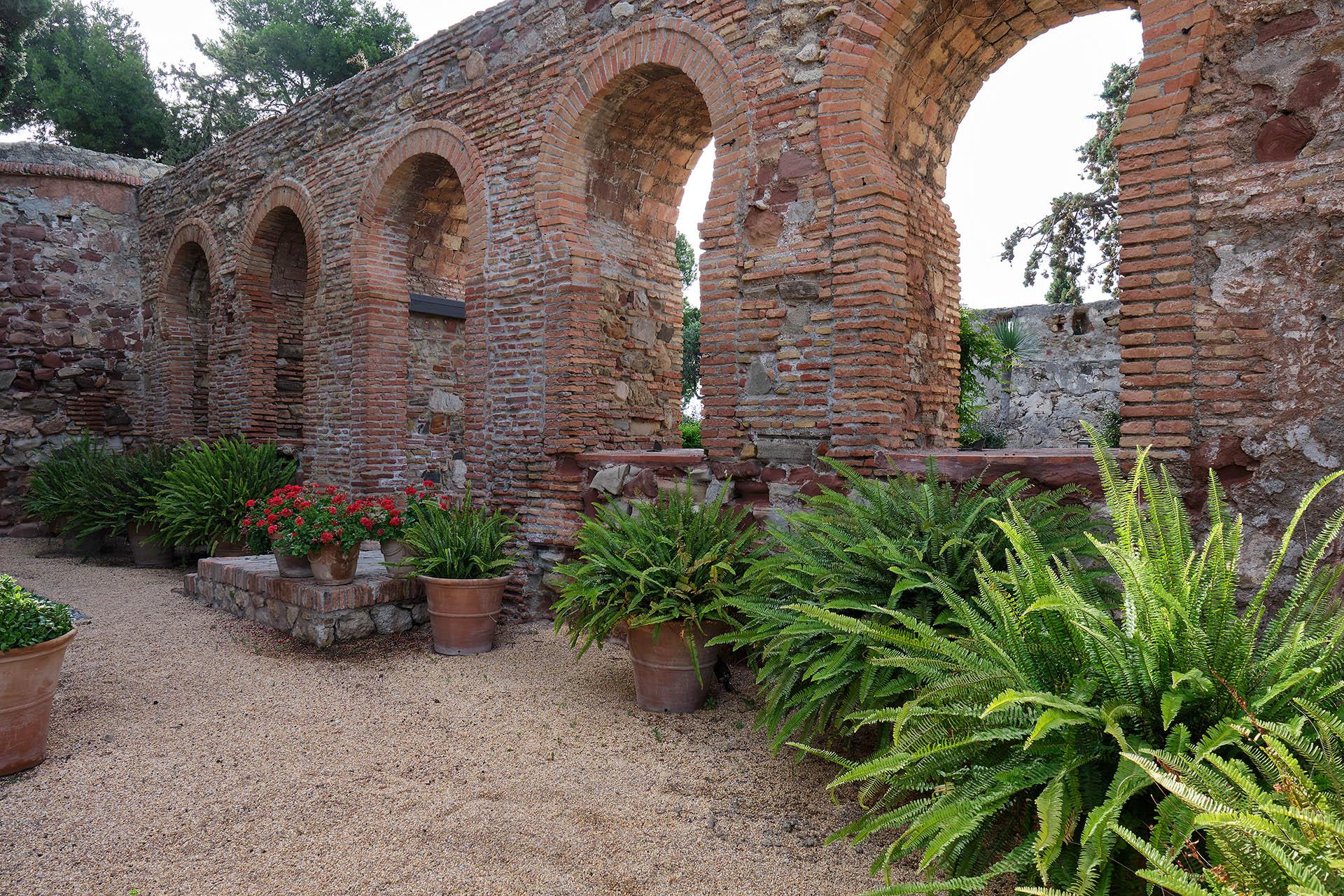 Soho Boutique Castillo De Santa Catalina - Adults Recommended มาลากา ภายนอก รูปภาพ Roman aqueduct