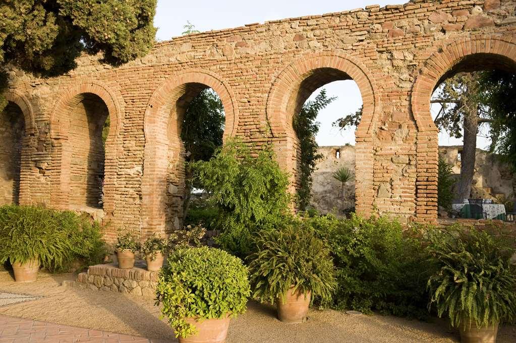 Soho Boutique Castillo De Santa Catalina - Adults Recommended มาลากา ภายนอก รูปภาพ The Roman aqueduct